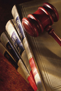 law-books_and_gavel1-cmstk_legalities00011806.jpg
